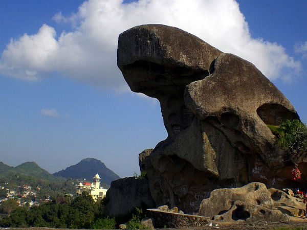 ಕಪ್ಪೆ ಕಲ್ಲು (ಟೋಡ್ ರಾಕ್): ಕಪ್ಪೆ ಕಲ್ಲು (ಟೋಡ್ ರಾಕ್):