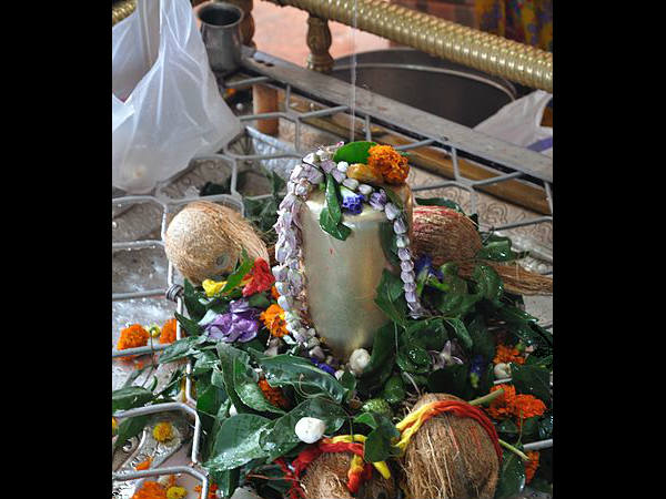 ಪಹಾಡಿ ಮಂದಿರ ಶಿವಲಿಂಗ: