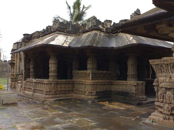ಗದಗ್: ಗದಗ್: