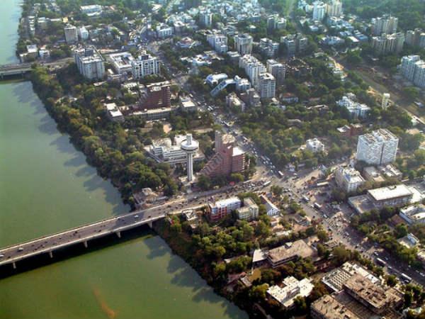 ಮೊದಲ ಹತ್ತು ರಾಜ್ಯಗಳು: