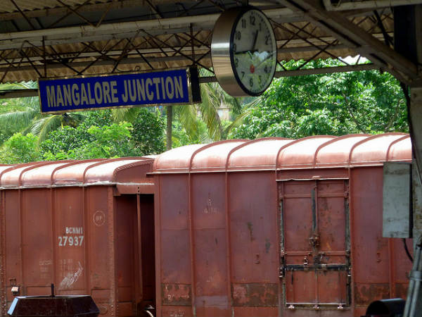 ಪ್ರಮುಖ ರೈಲು ನಿಲ್ದಾಣಗಳು: