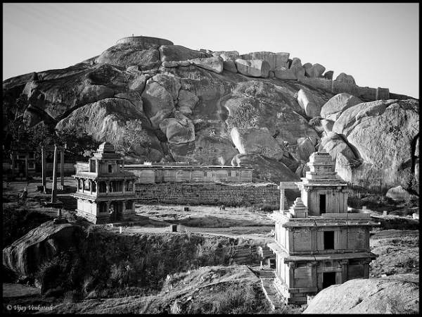 ನಮ್ಮ ನಾಡಿನ ರಾಷ್ಟ್ರೀಯ ಸ್ಮಾರಕಗಳು: