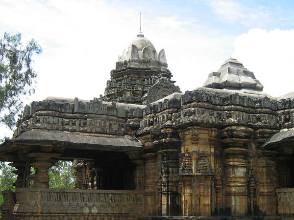 ನಮ್ಮ ನಾಡಿನ ರಾಷ್ಟ್ರೀಯ ಸ್ಮಾರಕಗಳು: