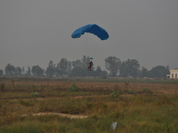 ರೋಮ ರೋಮಗಳನ್ನೂ ಸೆಟೆಸಿ ನಿಲ್ಲಿಸುವ ಪ್ಯಾರಾಗ್ಲೈಡಿಂಗ್ 