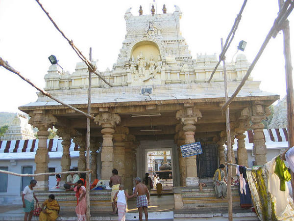 ಆಂಧ್ರದ ಪ್ರಮುಖ ಧಾರ್ಮಿಕ ಕ್ಷೇತ್ರಗಳು: