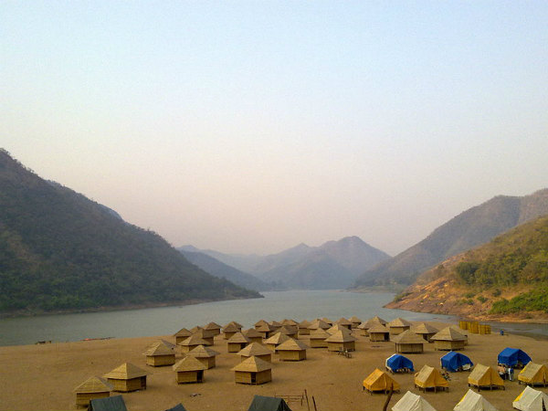 ಇಲ್ಲಿದೆ ಒಂದು ಸುಂದರ ಹಡುಗು ಪ್ರಯಾಣ