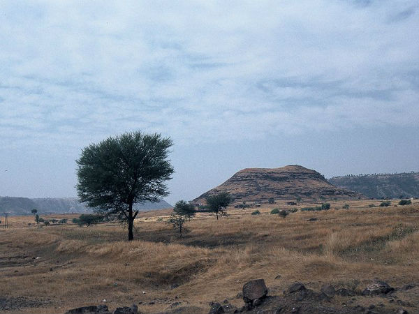 ದೈತ್ಯ ಪರ್ವತ ಶ್ರೇಣಿಗಳು: