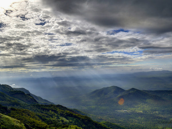 ಚುಂಬಕ ಗಿರಿಧಾಮ ಕುಣ್ಣೂರು: 