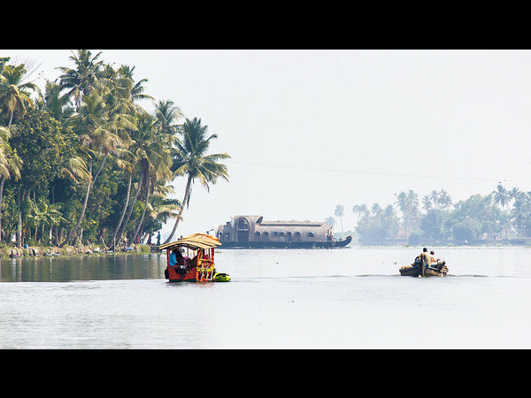 ಭಲೆ ಭಲೆ ಅಲೆಪ್ಪಿ: