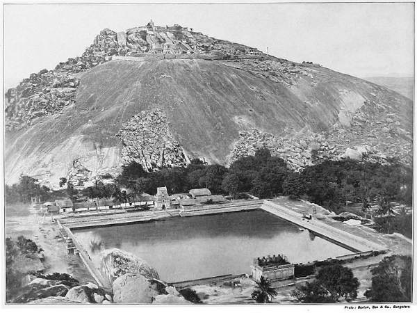 ಕಪ್ಪುಬಿಳುಪಿನ ಪ್ರವಾಸಿ ಸ್ಥಳಗಳು: