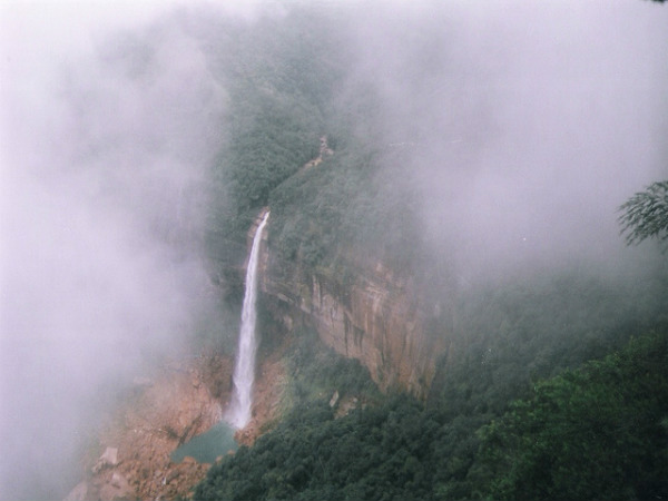 ಮಳೆಗಾಲದಲ್ಲಿ ಭಾರತ ಪ್ರವಾಸ: