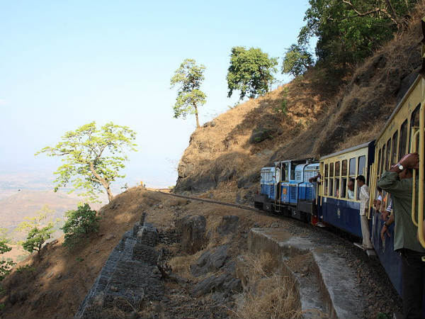 3. ಮಾಥೇರಾನ್ ಪರ್ವತ ರೈಲು: