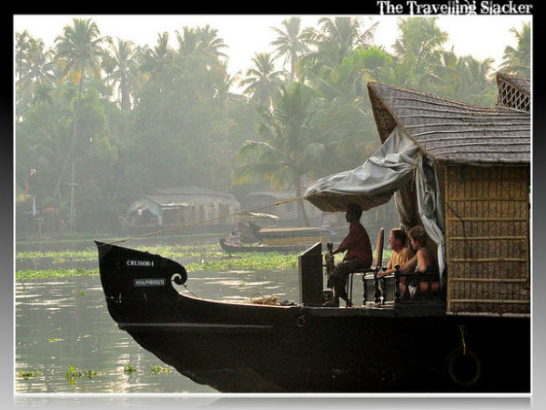 ಪ್ರಣಯದಾನಂದವನ್ನು ವೃದ್ಧಿಸುವ ಸ್ಥಳಗಳು: