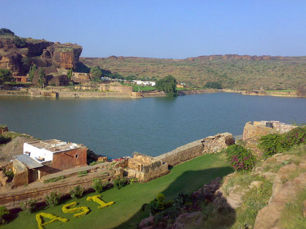 ದ.ಭಾರತದ ಅದ್ಭುತ ಕೆರೆಗಳು: