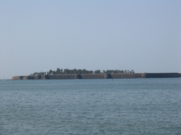 ಪ್ರಚಂಡ ಕೋಟೆಗಳು: