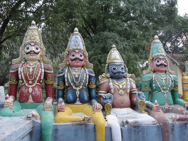 ಸುಪ್ರಸಿದ್ಧ ದೇವಿ ದೇವಾಲಯಗಳು: