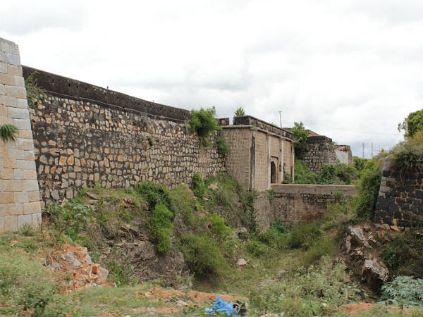 ಕರ್ನಾಟಕದ ಆಕರ್ಷಕ ಕೋಟೆಗಳು: