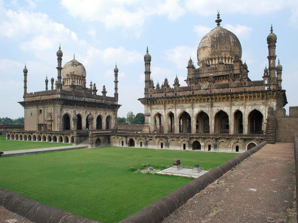 ವಿಜಯಪುರ ಹಾಗೂ ಗೋಲಗುಮ್ಮಟ: