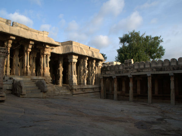 ವೀರಭದ್ರ ದೇವಸ್ಥಾನ: 