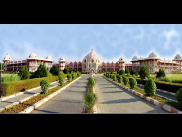 ಸಾಯಿ ನೆಲೆಯೆ ಪುಟ್ಟಪರ್ತಿ: