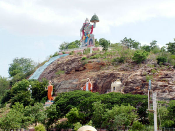 ಸಾಯಿ ನೆಲೆಯೆ ಪುಟ್ಟಪರ್ತಿ: