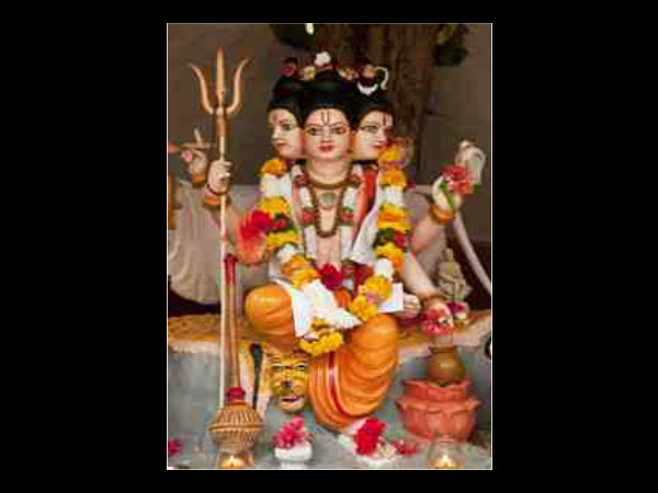 ಸಾಯಿ ನೆಲೆಯೆ ಪುಟ್ಟಪರ್ತಿ: