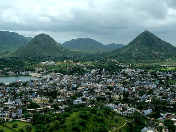 ಅಪರೂಪದ ಬ್ರಹ್ಮನ ದೇವಾಲಯಗಳು: ಅಪರೂಪದ ಬ್ರಹ್ಮನ ದೇವಾಲಯಗಳು: