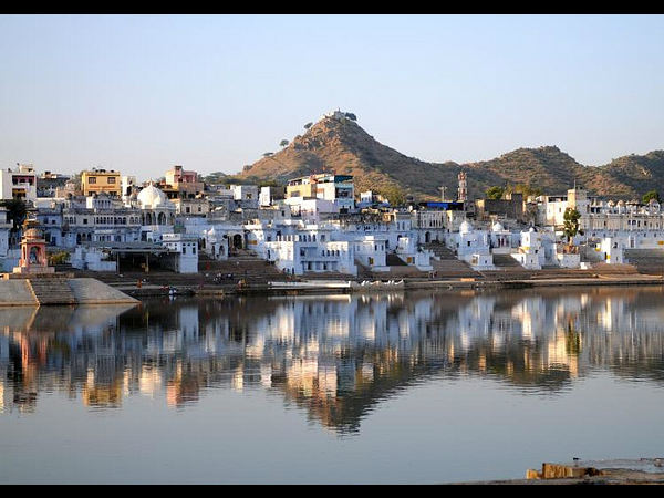 ಅಪರೂಪದ ಬ್ರಹ್ಮನ ದೇವಾಲಯಗಳು: ಅಪರೂಪದ ಬ್ರಹ್ಮನ ದೇವಾಲಯಗಳು: