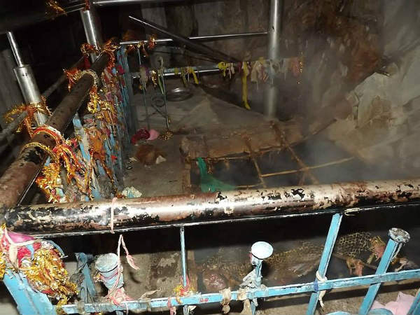 ಮೈಚಳಿ ಬಿಡಿಸುವ ಬಿಸಿ ನೀರಿನ ಬುಗ್ಗೆಗಳು: