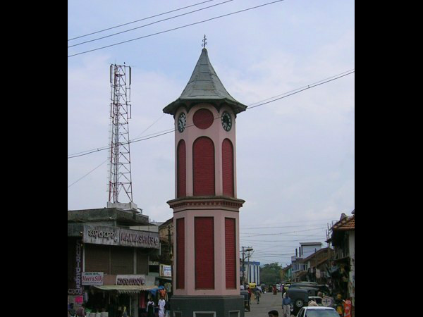 ಸುಂದರ ಗಡಿಯಾರ ಗೋಪುರಗಳು;