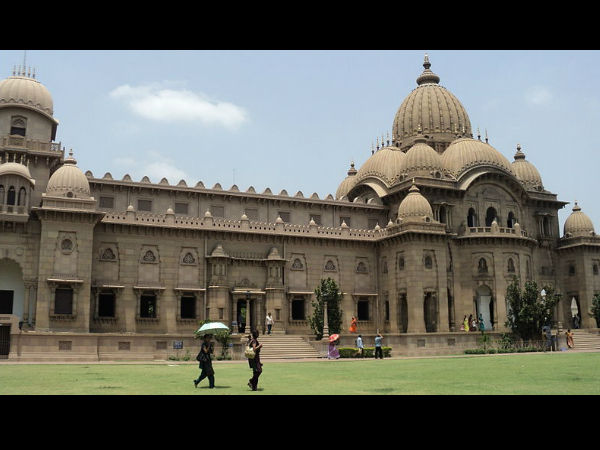 ಬೇಲೂರು ಮಠ ಹಾಗೂ ದಕ್ಷಿಣೇಶ್ವರ