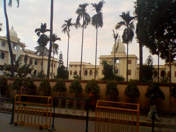 ಬೇಲೂರು ಮಠ ಹಾಗೂ ದಕ್ಷಿಣೇಶ್ವರ