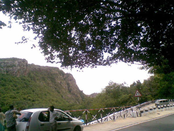 ತಿರುಪತಿ-ತಿರುಮಲ: ತಿರುಪತಿ-ತಿರುಮಲ: