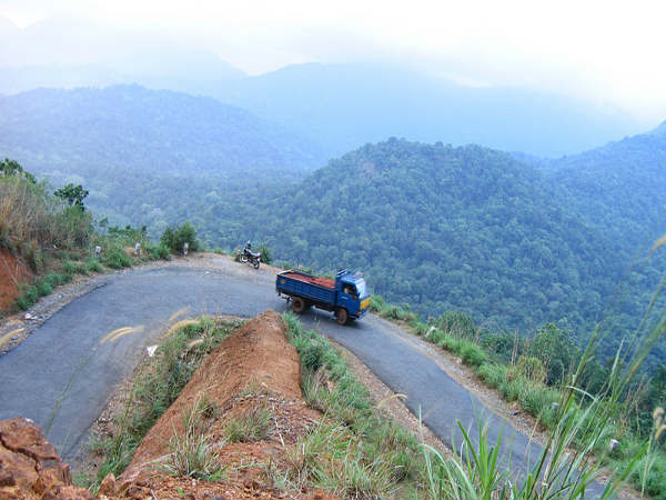 ಭಾರತದ ಭಯಾನಕ ರಸ್ತೆಗಳು: