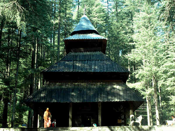 ಕುತೂಹಲ ಹುಟ್ಟಿಸುವ ದೇವಾಲಯಗಳು: