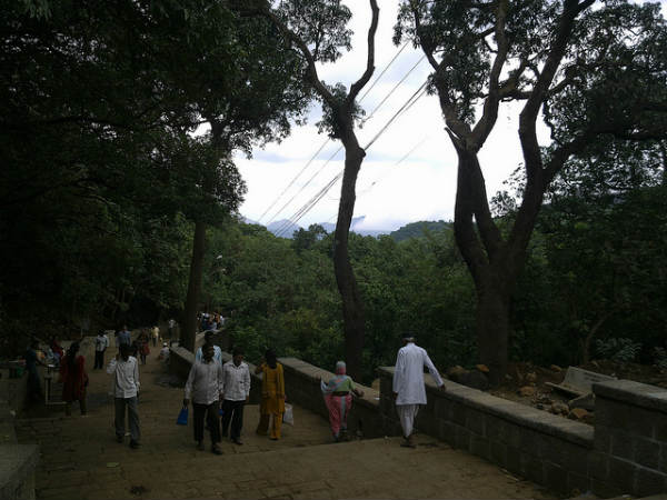 ಕುತೂಹಲ ಹುಟ್ಟಿಸುವ ದೇವಾಲಯಗಳು: