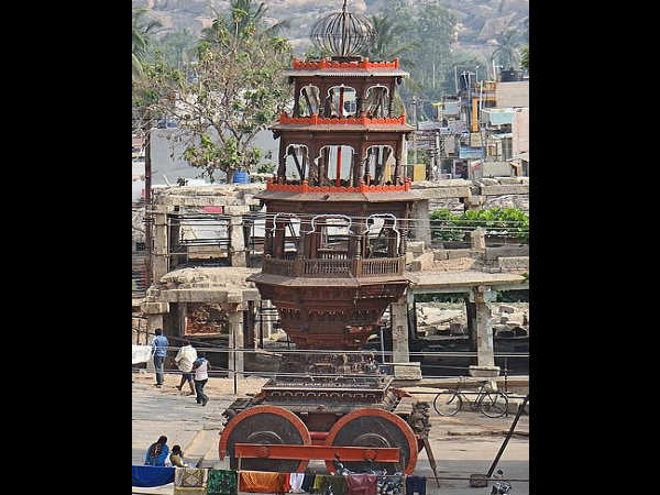 ಕರ್ನಾಟಕದ ಸುಂದರ ರಥಗಳು: