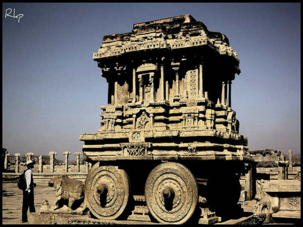 ಕರ್ನಾಟಕದ ಸುಂದರ ರಥಗಳು: