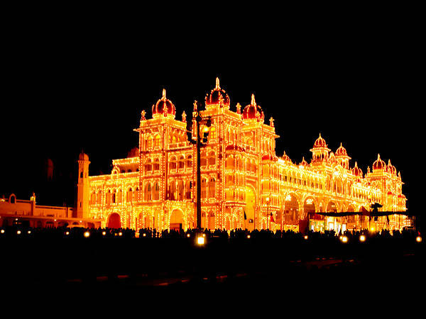 ಮೈಸೂರು ಅರಮನೆಯ ಸುಂದರ ಚಿತ್ರಗಳು: