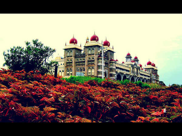 ಮೈಸೂರು ಅರಮನೆಯ ಸುಂದರ ಚಿತ್ರಗಳು: