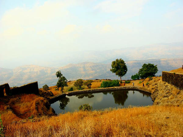 ರೋಮಾಂಚಕ ರಾಜಗಡ್ ಕೋಟೆ: