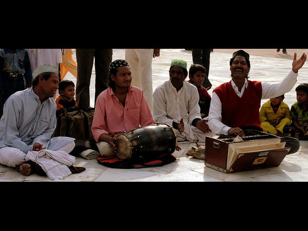 ಸಂಗೀತ ಸ್ಥಳಗಳು: ಸಂಗೀತ ಸ್ಥಳಗಳು: