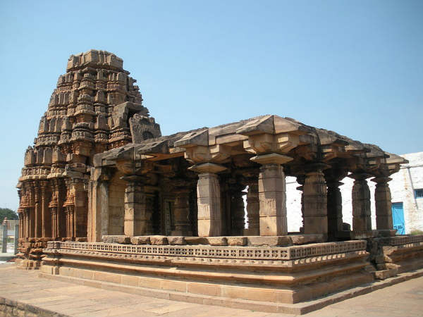 ರೇಣುಕಾ ಎಲ್ಲಮ್ಮನ ದೇವಾಲಯಗಳು: