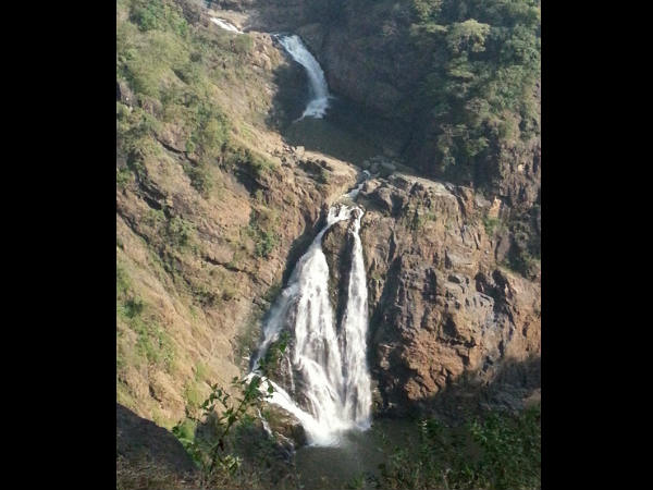 ಸಾತೋಡಿ ಹಾಗೂ ಮಾಗೋಡು ಜಲಪಾತಗಳು: