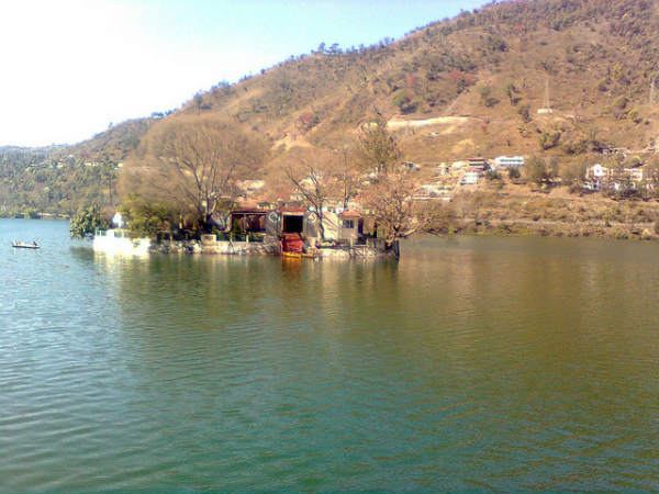 ಭೀಮತಾಲ್ ಮತ್ತು ಸಾತ್‍ತಾಲ್ ಎಂಬ ನೈನಿತಾಲ್ ಕೆರೆಗಳು