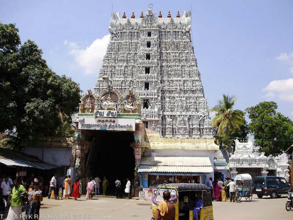 ತ್ರಿಮೂರ್ತಿಗಳ ದಿವ್ಯ ನೆಲೆ: