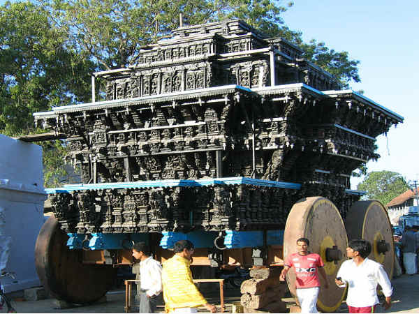 ತ್ರಿಮೂರ್ತಿಗಳ ದಿವ್ಯ ನೆಲೆ: