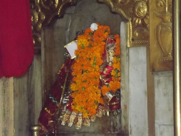 ಚಿಂತಪೂರ್ಣಿ ಚಿನ್ನಮಸ್ತಿಕಾ: