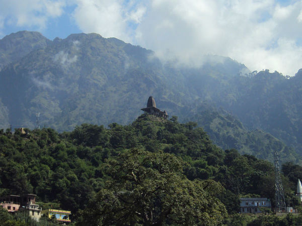 ಕರುಣಾಮಯಿ ವೈಷ್ಣೊ ದೇವಿ ಸನ್ನಿಧಾನ: 