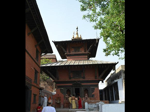 ಕಾಶಿಯ ಗಮನಸೆಳೆವ ದೇವಾಲಯಗಳು: 